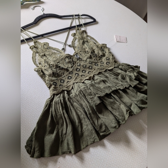 Nwt Free People Olive Lace Ruffle Top - Picture 2 of 6